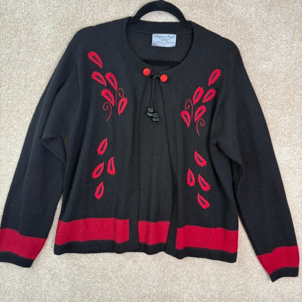 ALPACA STYLE Cardigan Women's XL Black Embroidered 100% Alpaca Wool Tassel